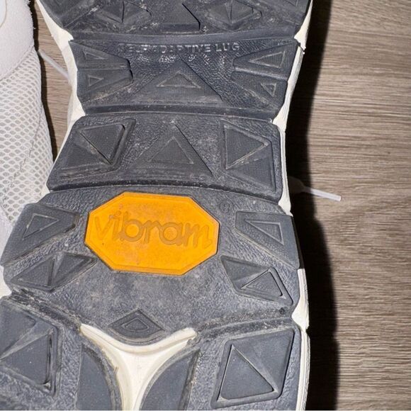 Women's John Elliott Vibram Collaboration White Edition One Runner Shoes - Picture 12 of 13